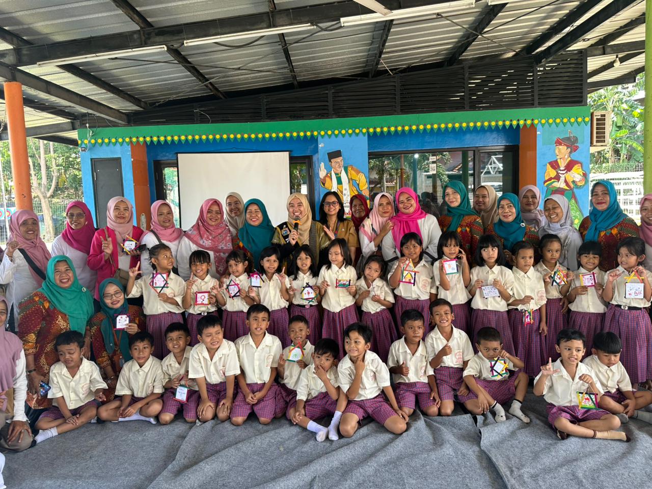BELIA : Bekal Literasi Ibu Dan Anak Bersama Duta Baca Jakarta Timur Di RPTRA Cibubur Berseri